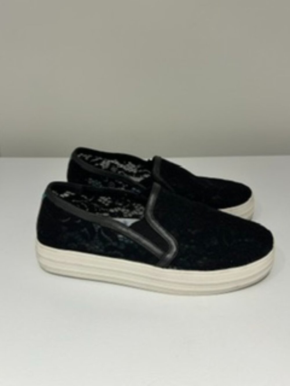 Skechers Air Cooled Memory Foam Slip-on Shoes - Size 8